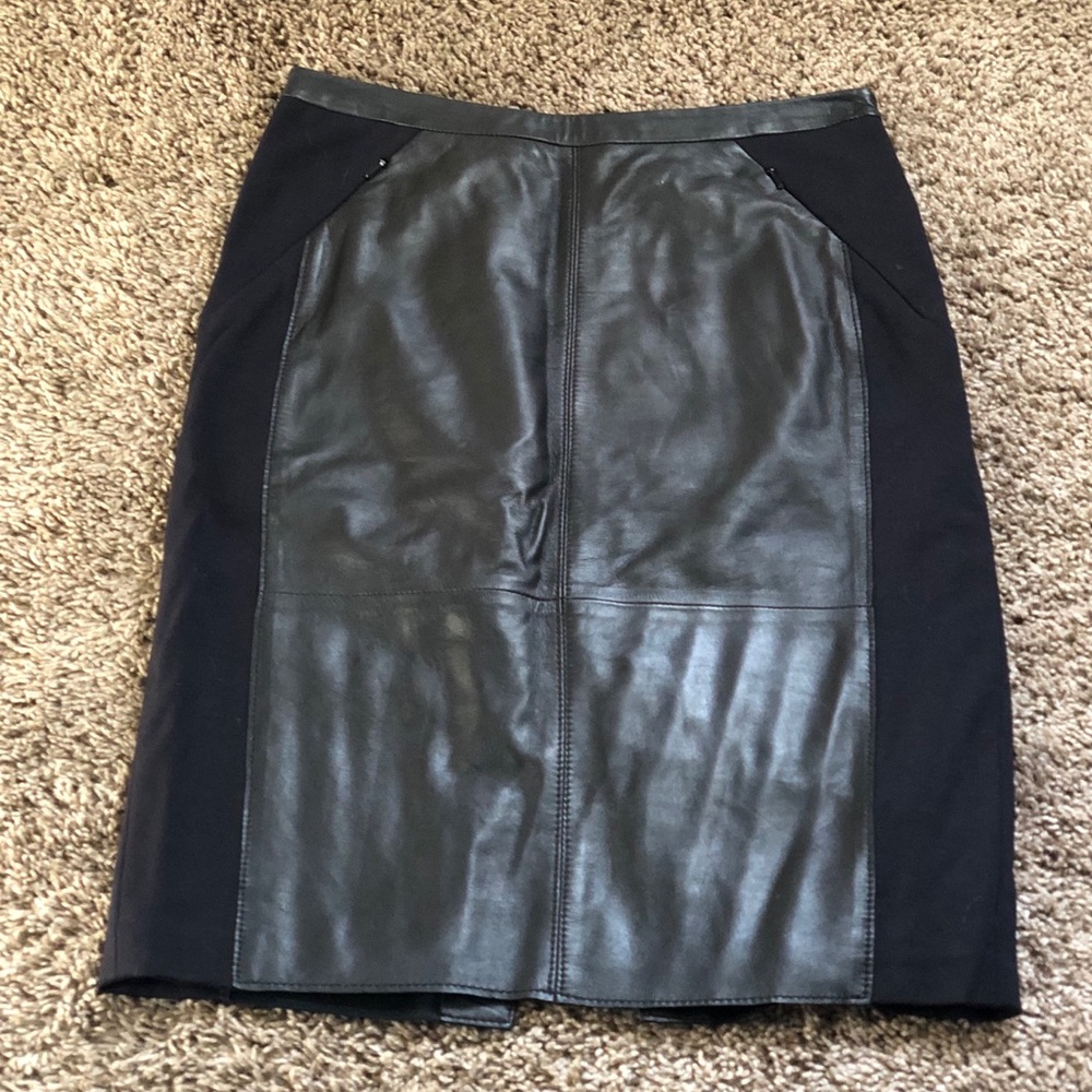 Halogen 100% Leather pencil skirt